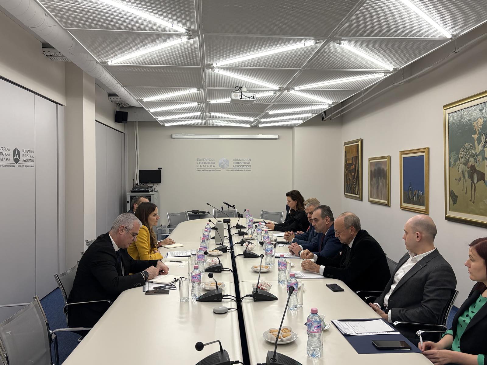 АОБР представи приоритетите си пред министъра на икономиката и индустрията Ирина Щонова